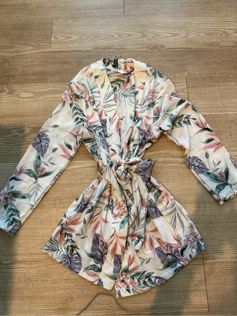 H&M Floral Tie-Waist Kimono Jacket - Pastel Leaf Print Size S